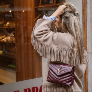 Saint Laurent Loulou tas bordeauxrood